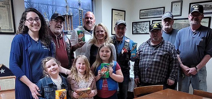 Girl Scout Troop 30063 donates cookies to veterans